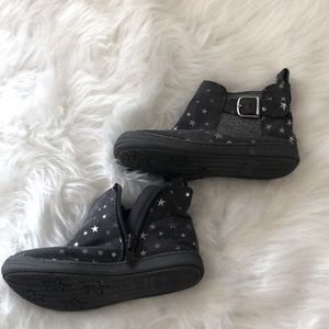 Gray toddler booties